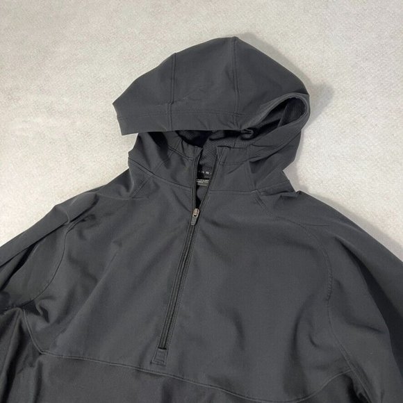 Under Armour Mens Vanish Popover Medium M Hood Threadborn Fitted Black 1/4 Zip - Picture 3 of 10